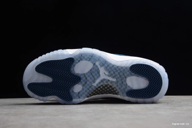 CD6846-102 Air Snakeskin Blue Low 11 Jordan Navy 1002